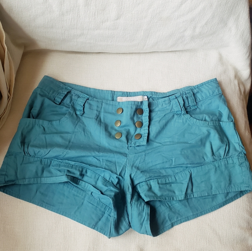 Pantaloon/ balloon leg shorts 8